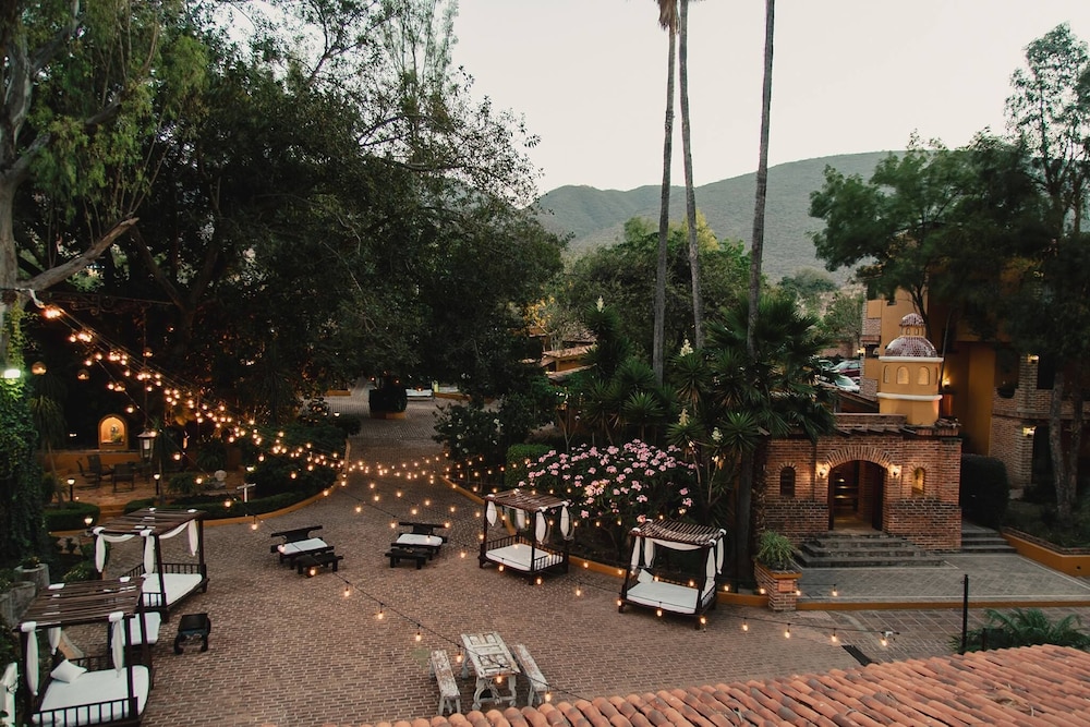 Hotel Quinta San Carlos 58/66