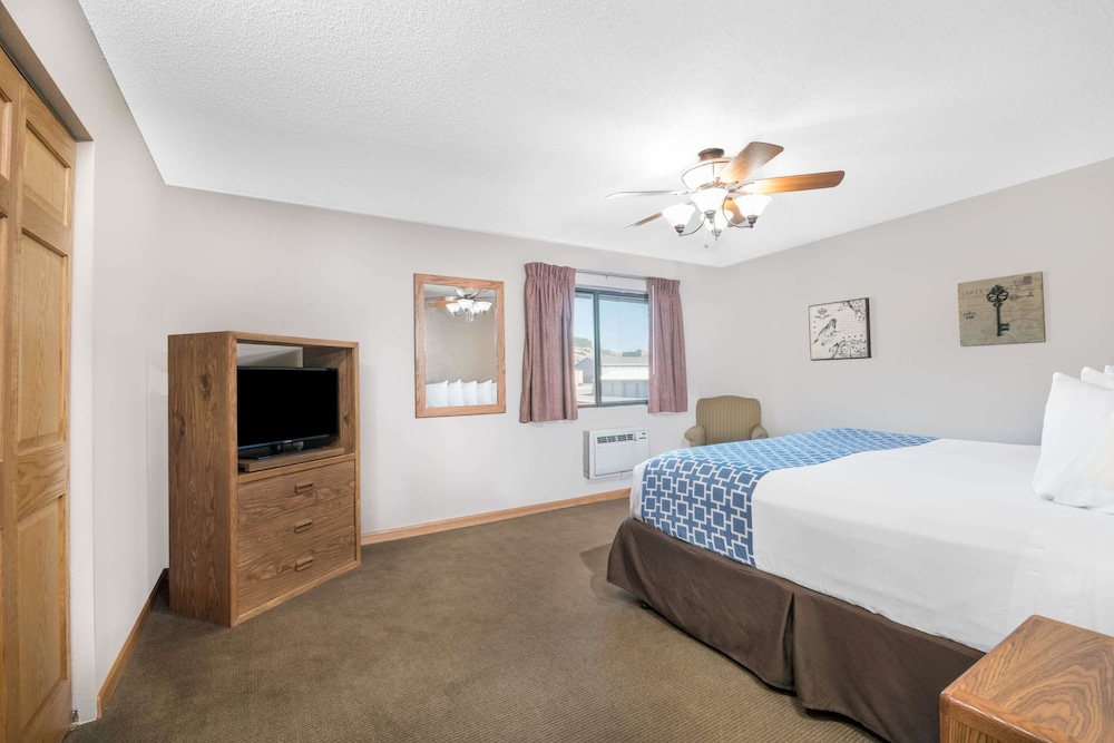 Days Inn by Wyndham Spearfish 19/38