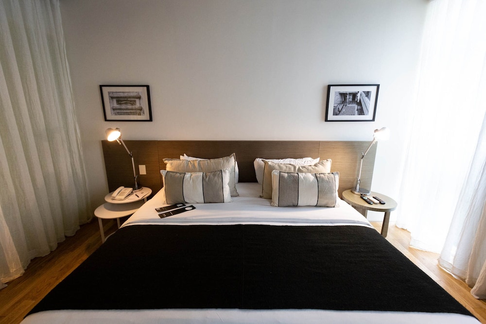 Anselmo Buenos Aires Curio Collection By Hilton 13/47