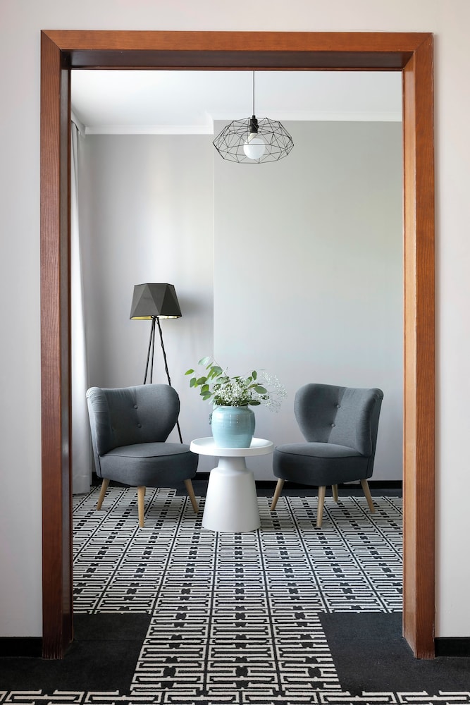 Liv Inn Aparthotel 36/66