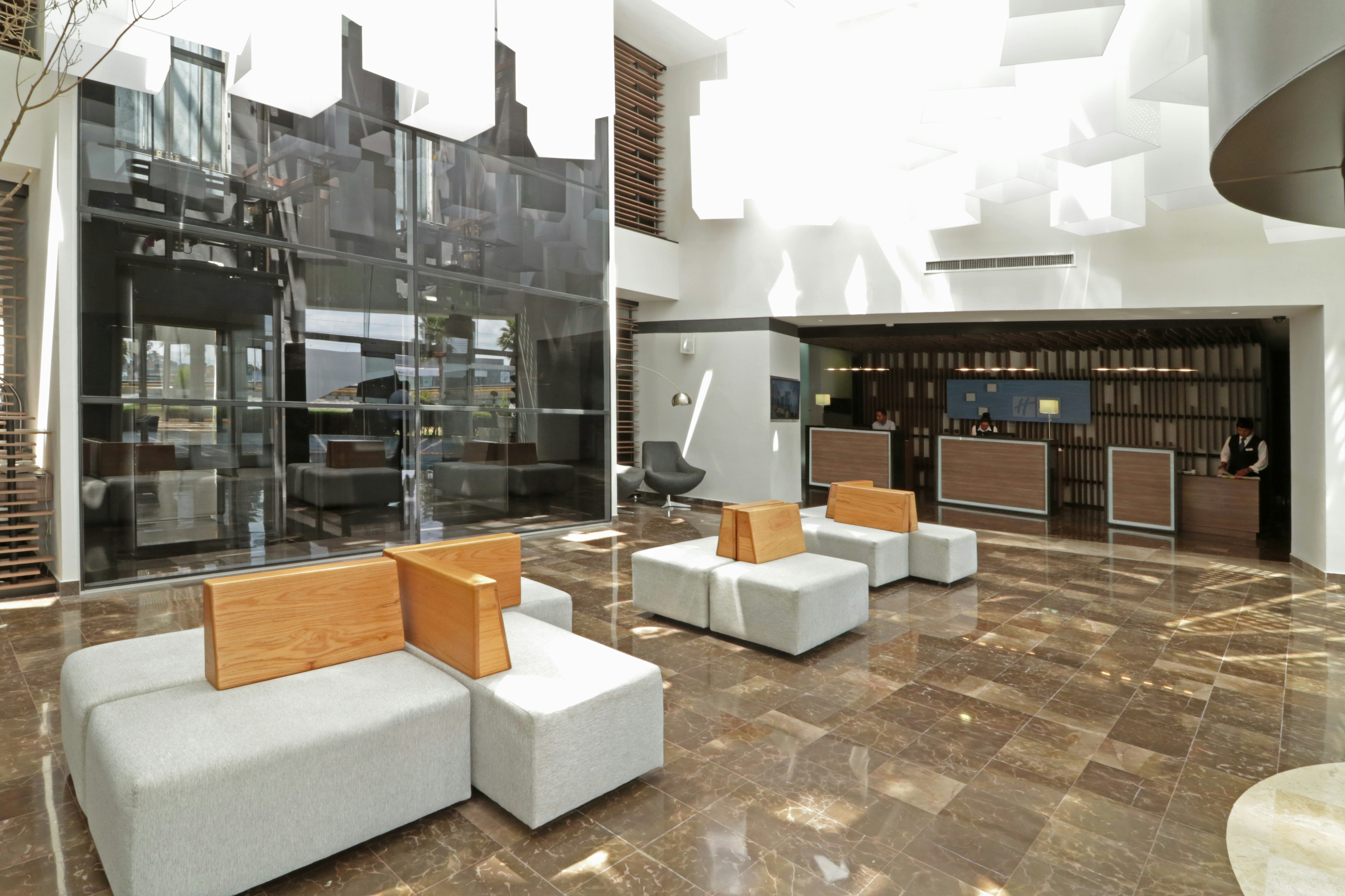 Holiday Inn Express San Luis Potosi 42/80
