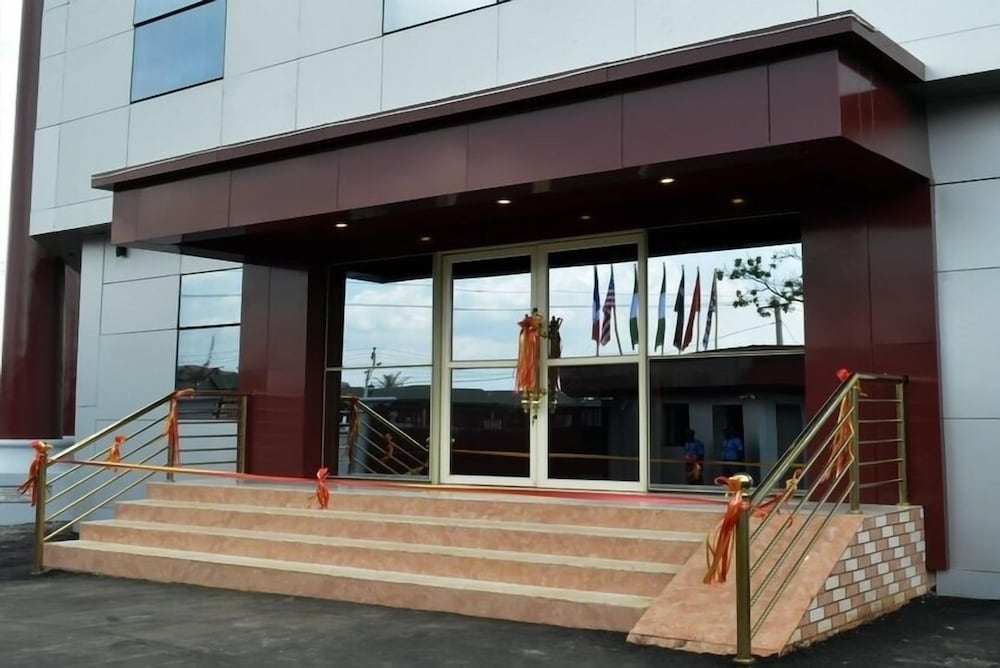 De Santos Hotel Awka 3/32