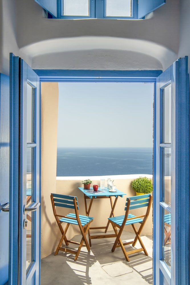 Anemi House & Villas 9/100