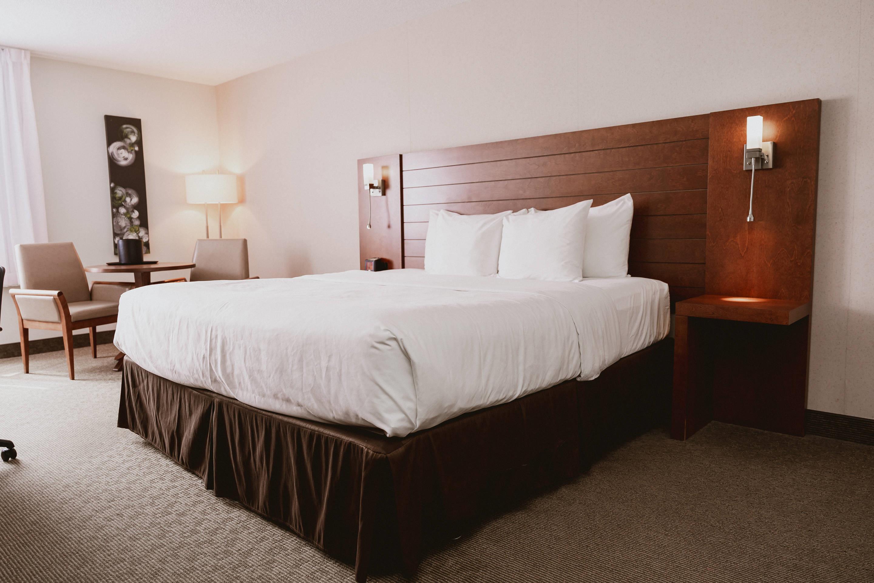 Upgrade, Business, King Bed، Quality Inn Rouyn-Noranda 5/7