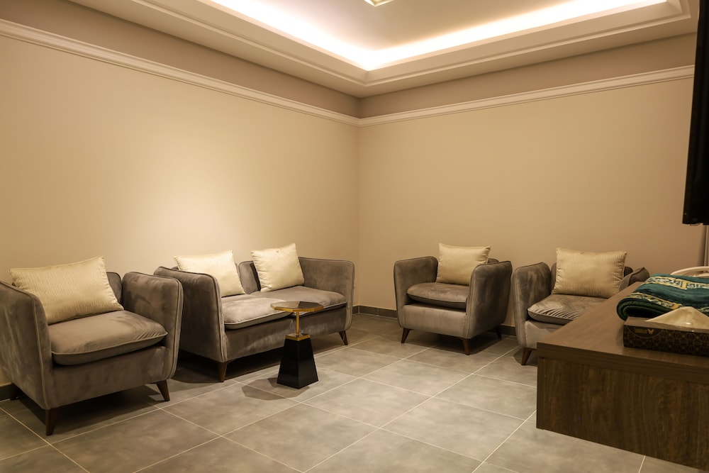 مومنتس ليفنج قرطبة(Tura Residence Qurtoba) 17/30