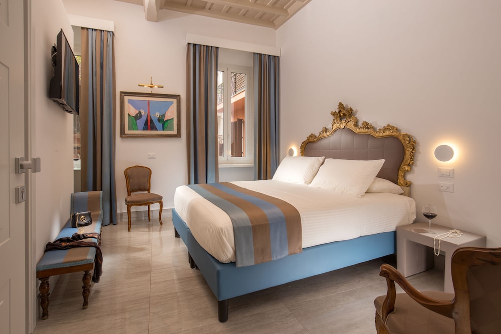 GCF Luxury Suites Guest House 13/70