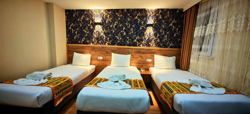 غرفة قياسية ثلاثية، Otantik Guesthouse 5/10