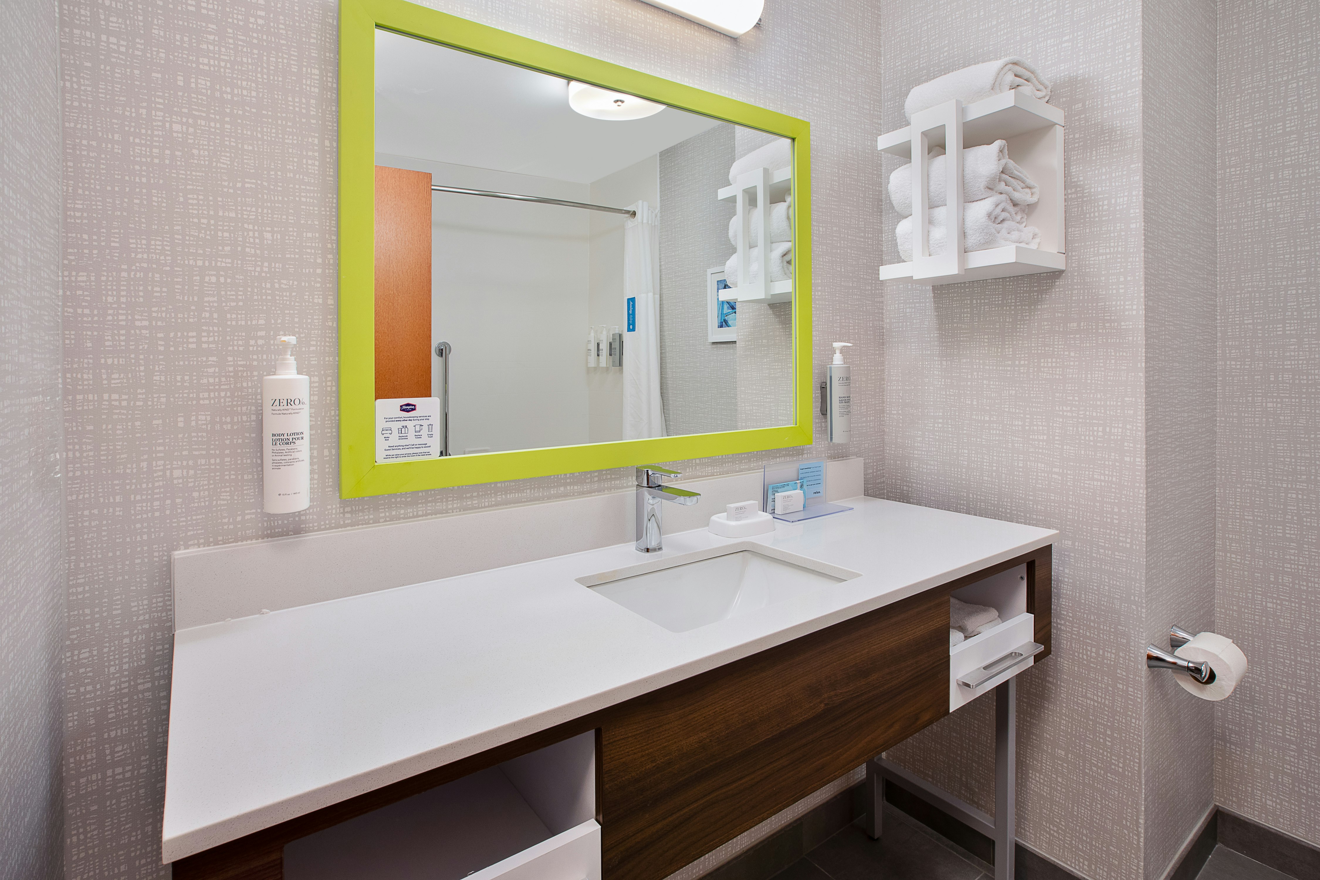 غرفة بسريرين كوين، Hampton Inn Detroit/Utica-Shelby Township 3/3