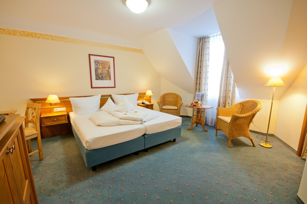 Parkhotel Altmuhltal 7/50