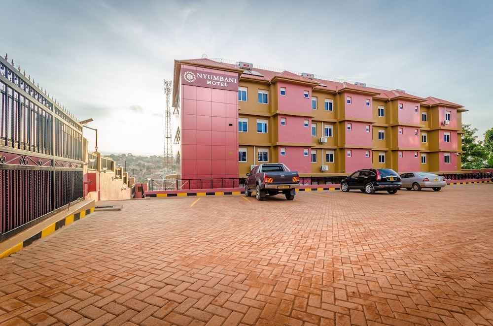 Nyumbani Hotel Makerere 30/33