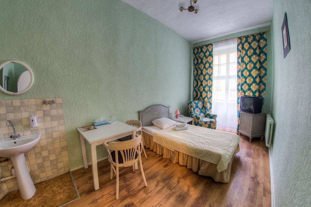 Viktorija Hotel 29/50