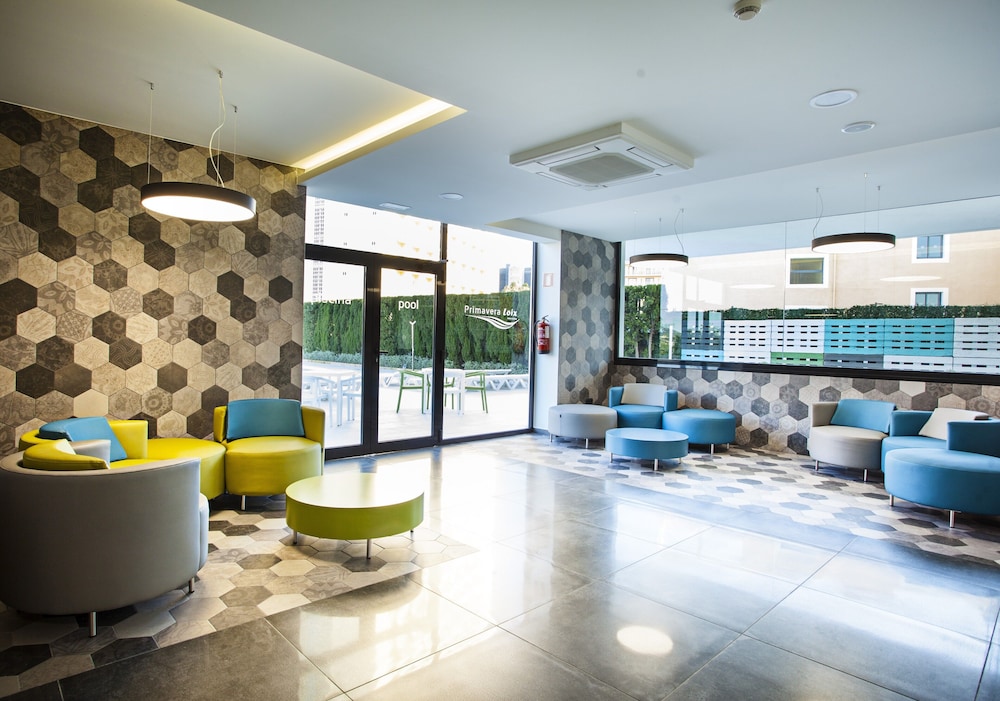 Primavera Loix Apartments 13/24
