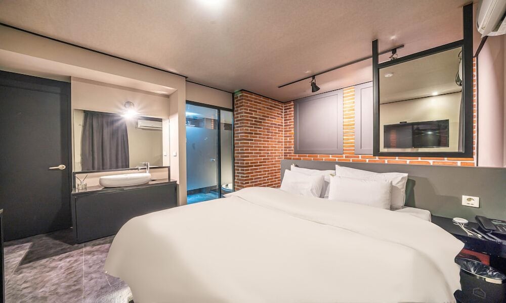Sintanjin Hotel Box Daejeon 17/50