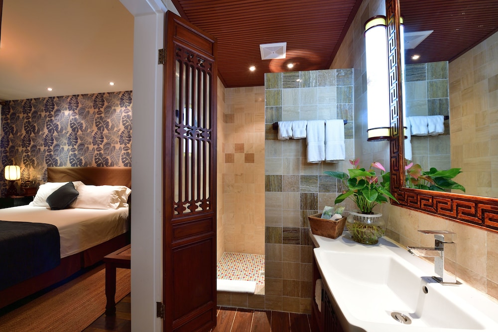 The Jingshan Garden Hotel 27/66