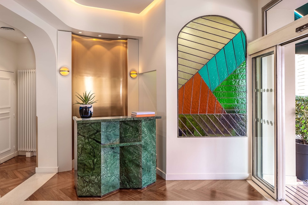 Lobby at Le Friedland (ex Champs Elysees Friedland), PARIS