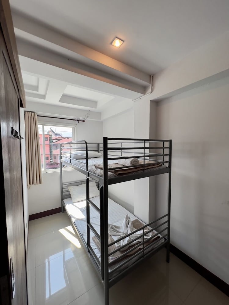 Bb House Budget & Boutique 35/50