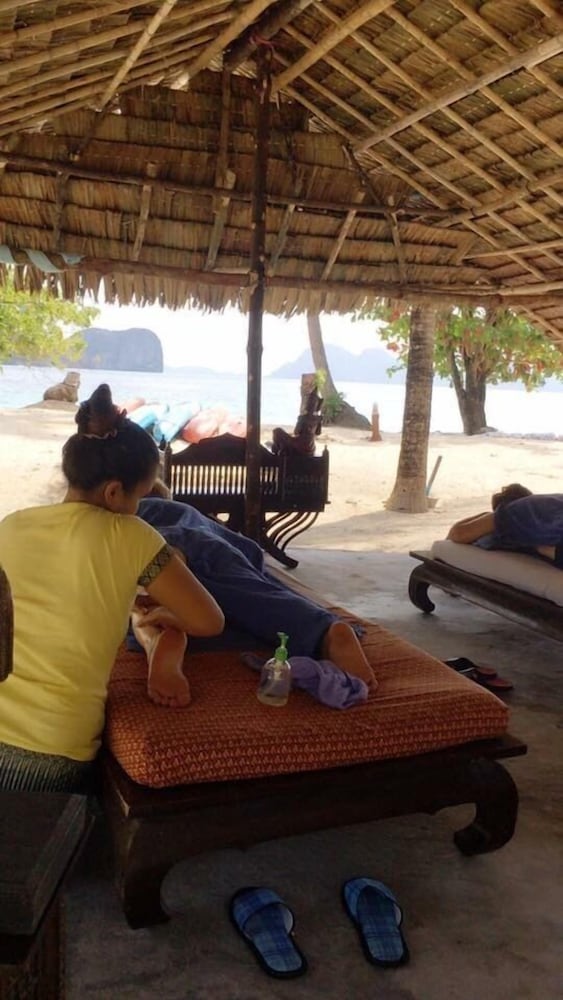 Koh Ngai Resort Ko Ngai 18/50
