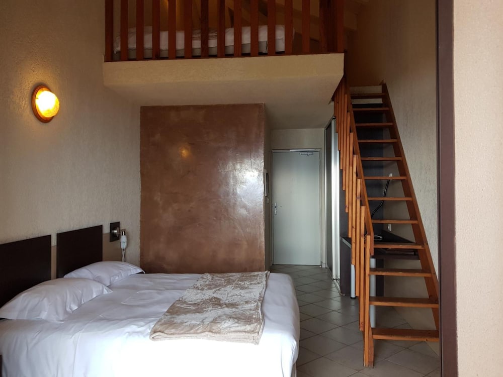 Hotel le Saint Jean 13/39