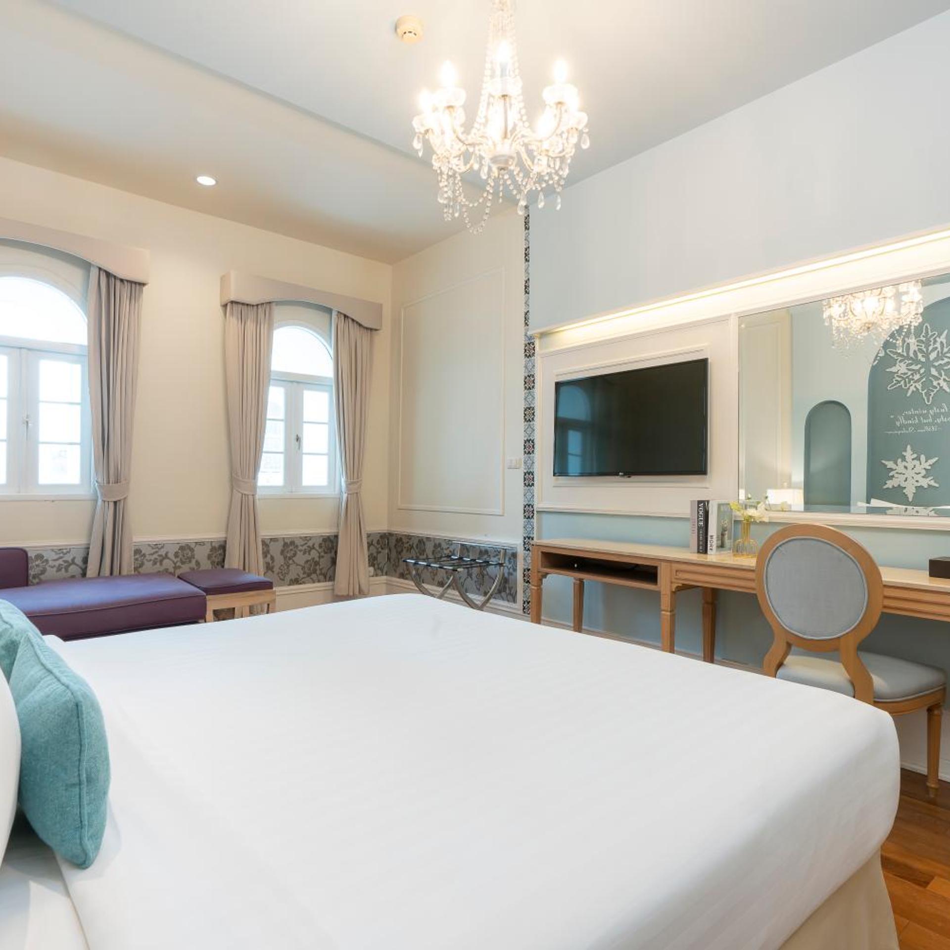 Grand Deluxe Room