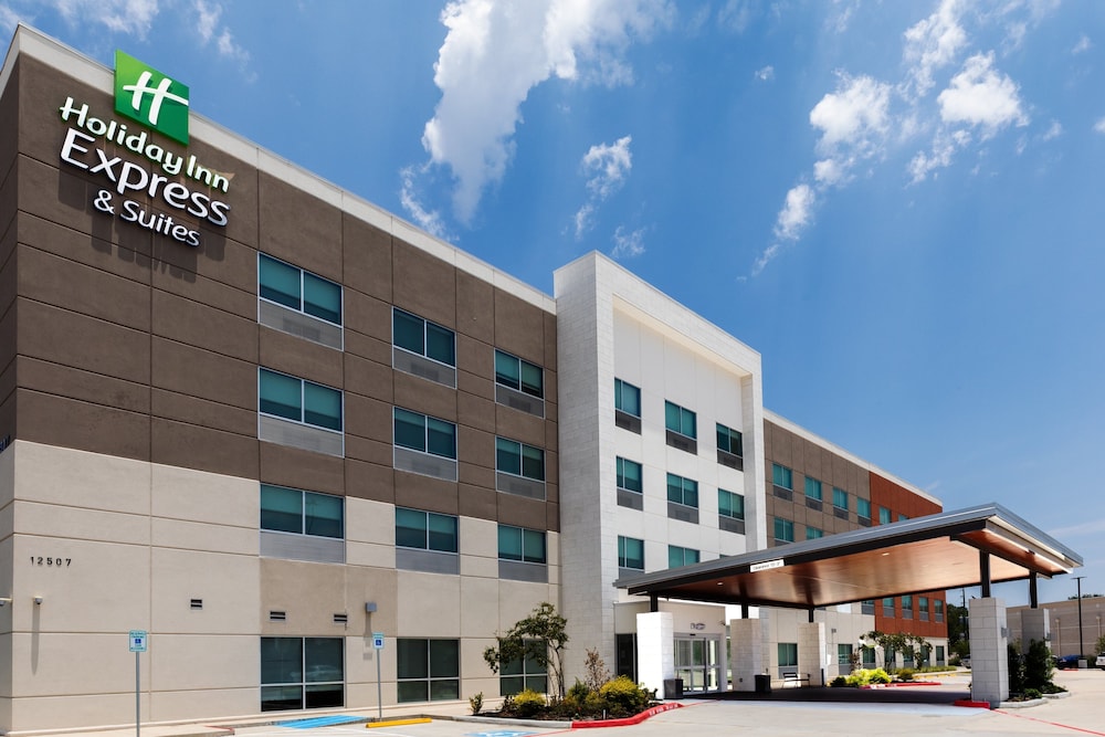 Holiday Inn Express Suites Stafford Nw Sugar Land An Ihg Hotel 3/56