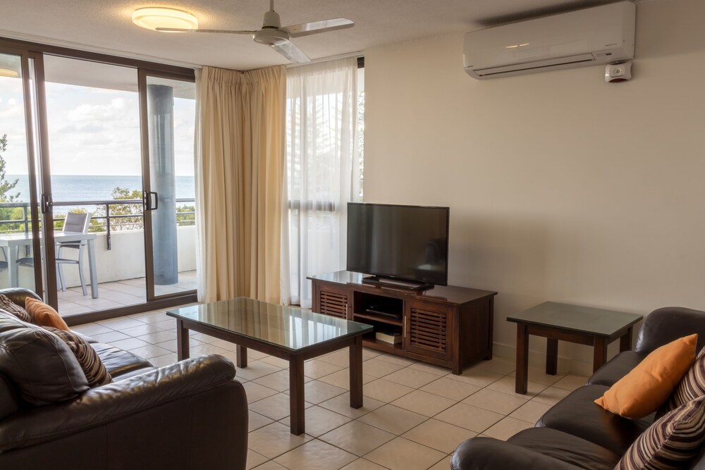 WINDWARD APARTMENTS 44/81
