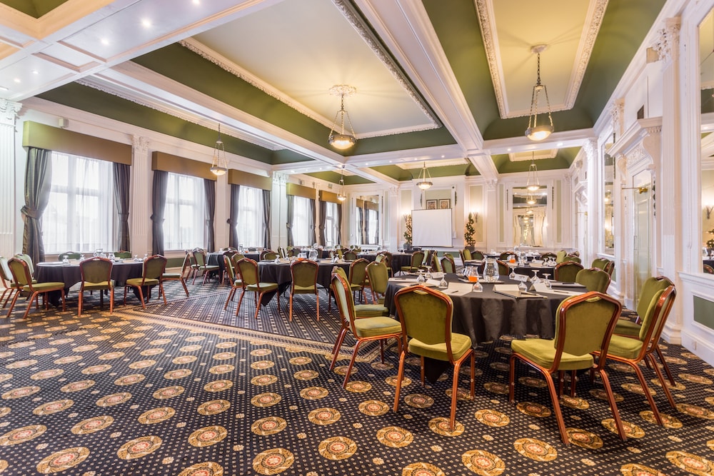 Royal Station Hotel 56/69