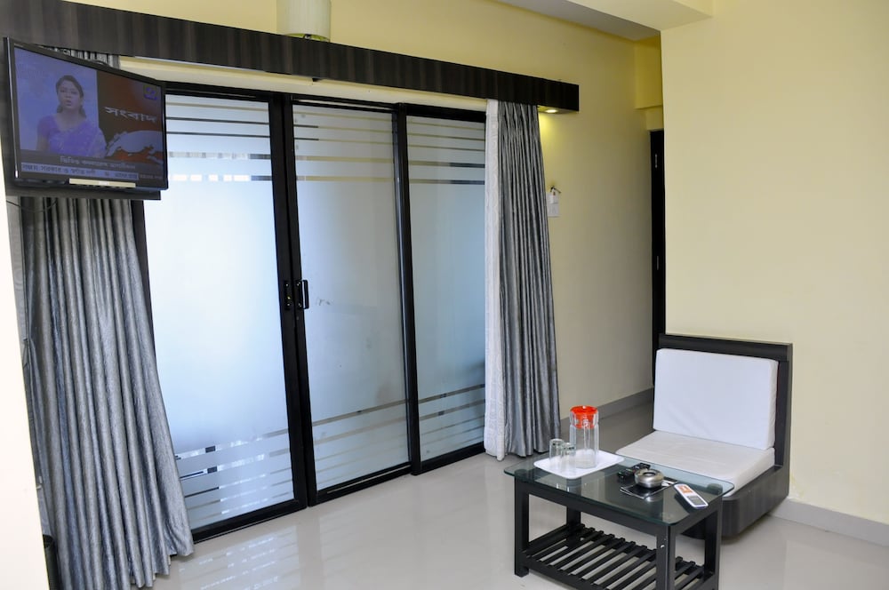 غرفة ملكية بسريرين منفصلين بإطلالة على البحر بـ4 غرف نوم، Hotel Seagull 4/4