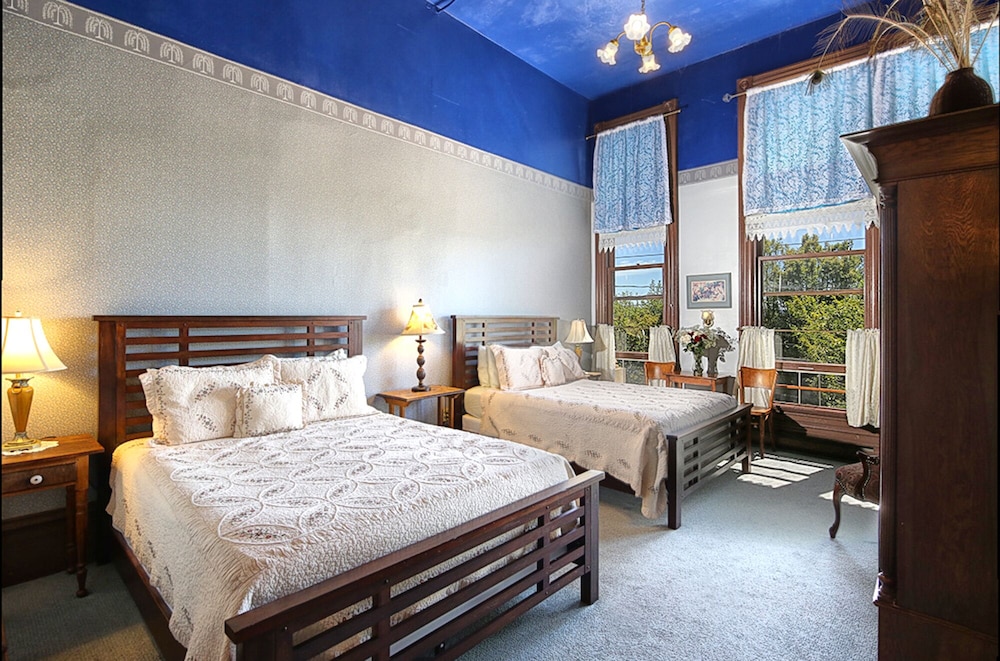 PALACE HOTEL PORT TOWNSEND 6/43