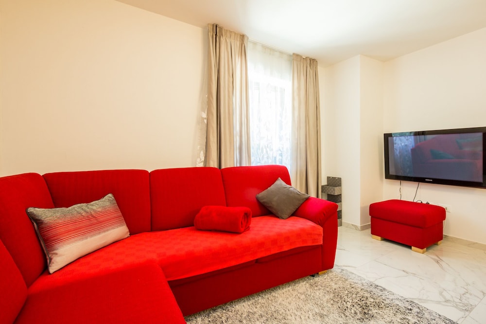 Aparthotel Gimi 33/62