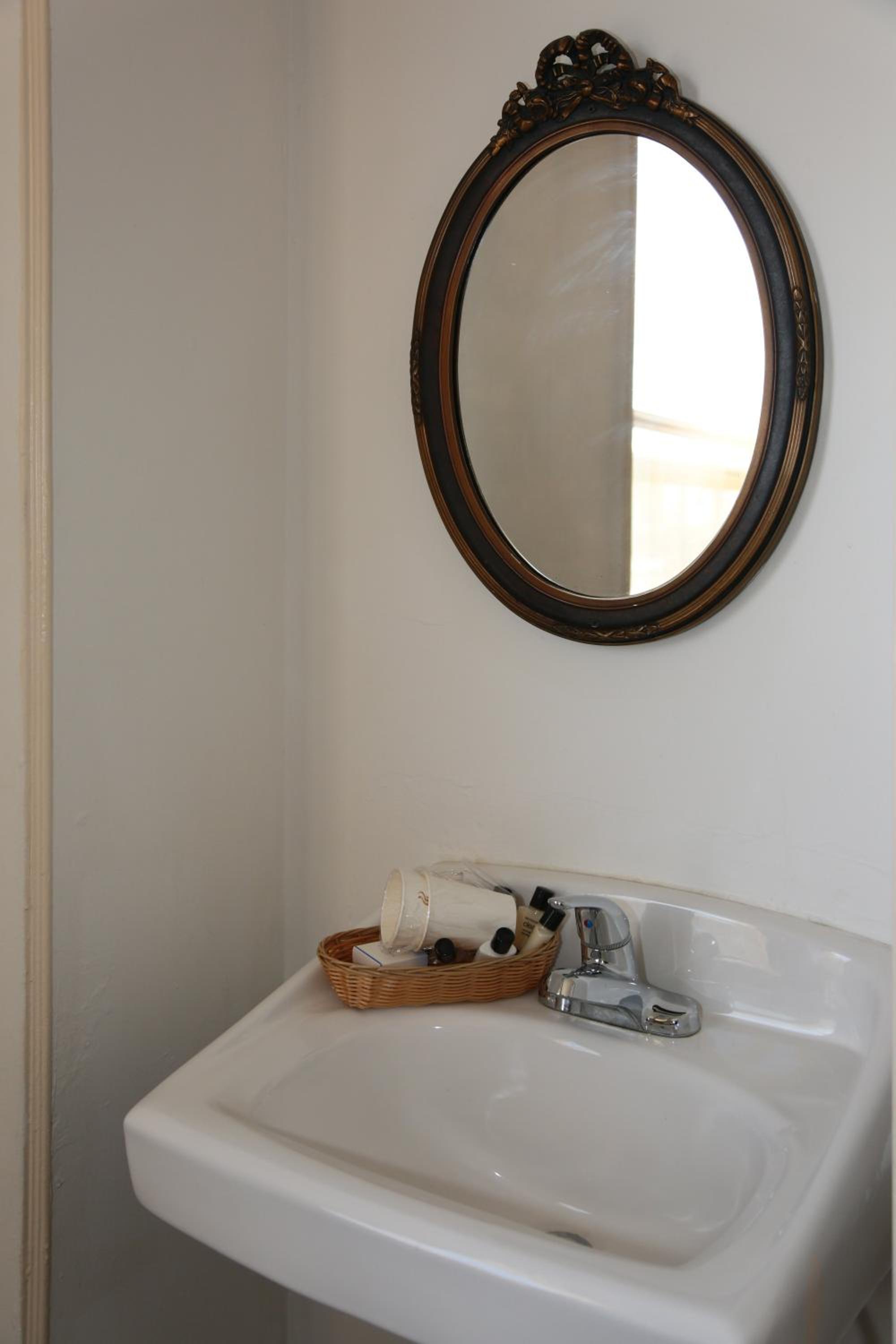 Nash Hotel Berkeley 29/30