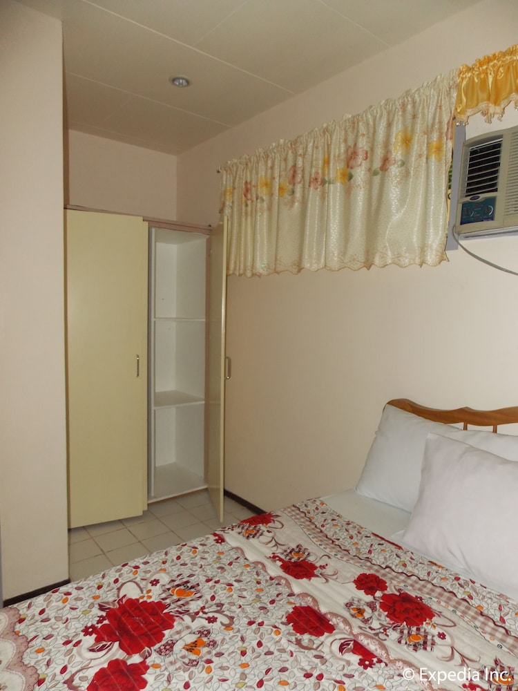Baluarte De Argao Beach Resort 9/27