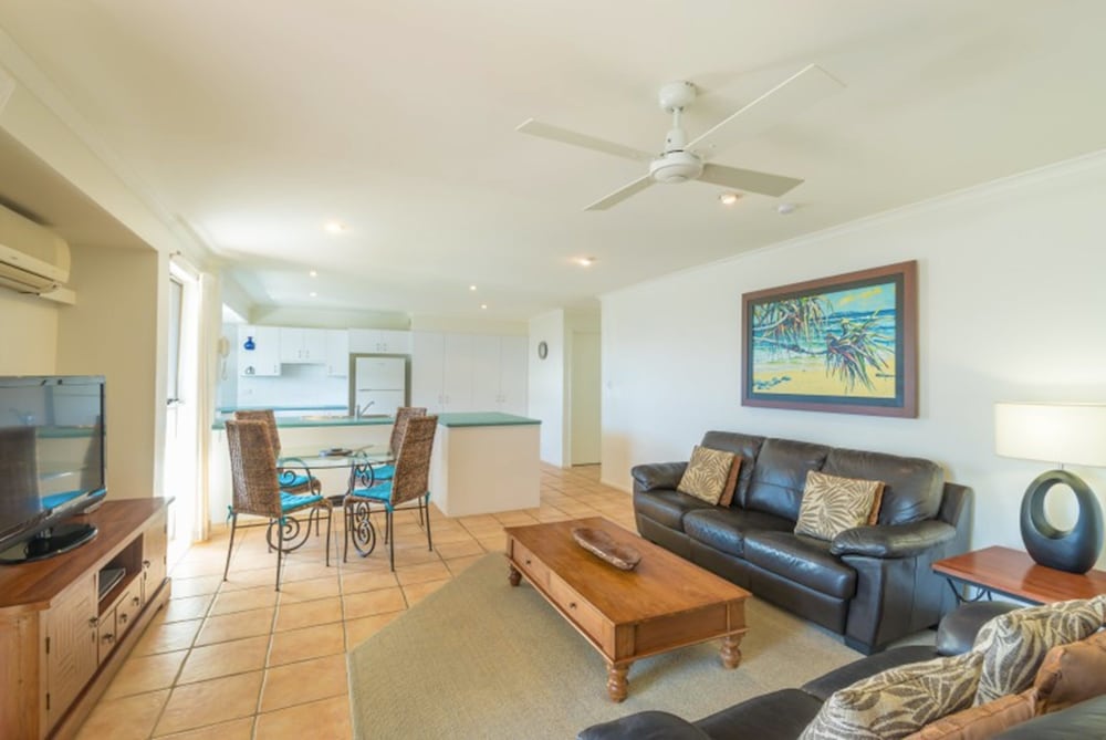 MUNNA BEACH APARTMENTS 43/66