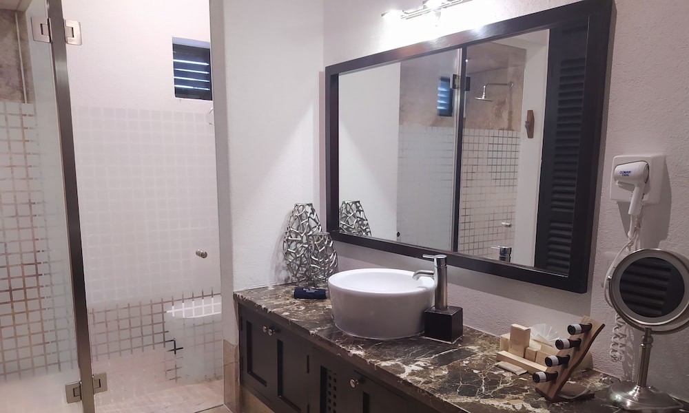 Doña Urraca Hotel &amp; Spa 15/67