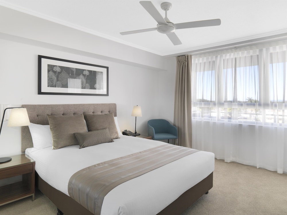 Oaks Mackay Carlyle Suites 21/55