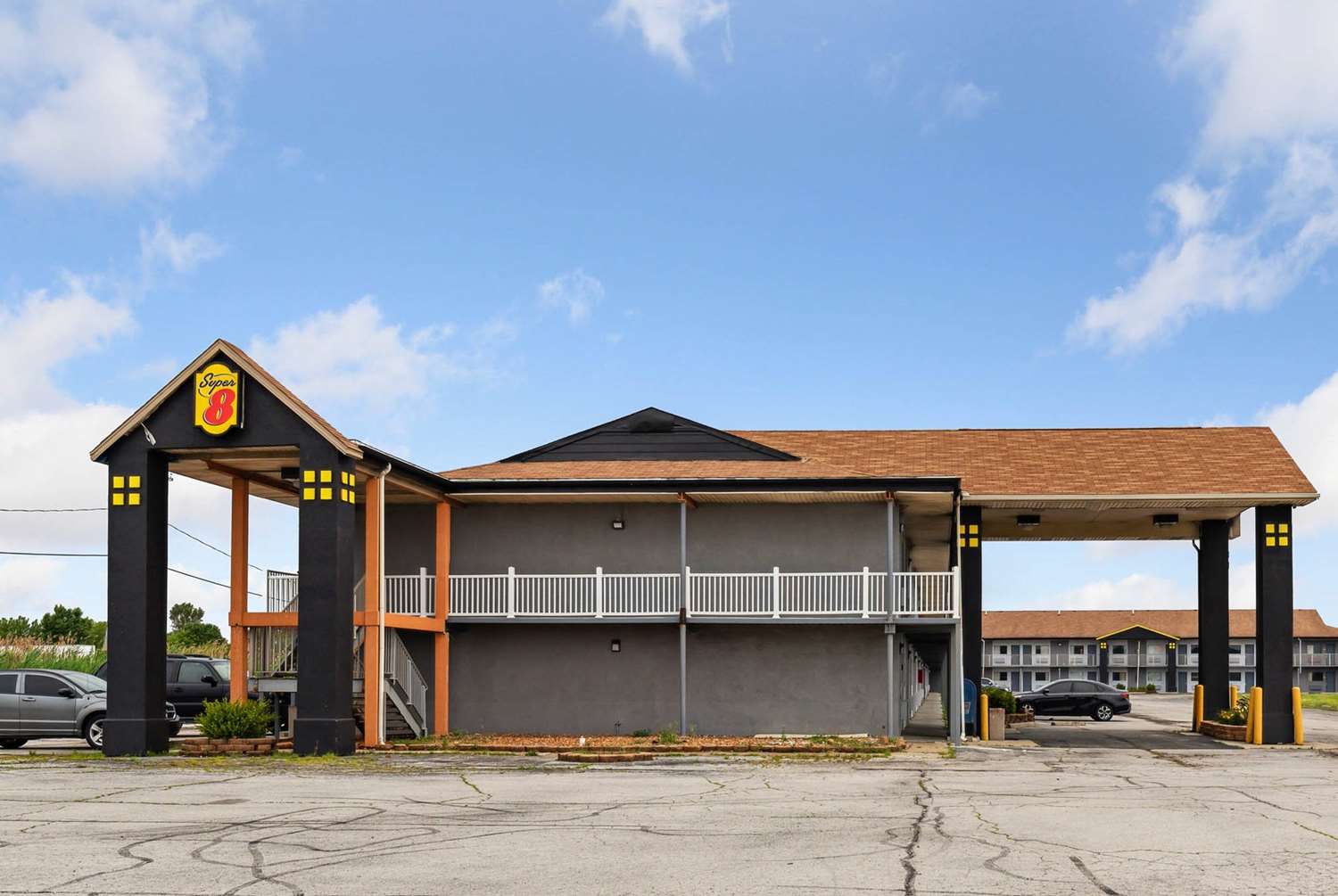 Super 8 By Wyndham Millbury/Toledo 44/54