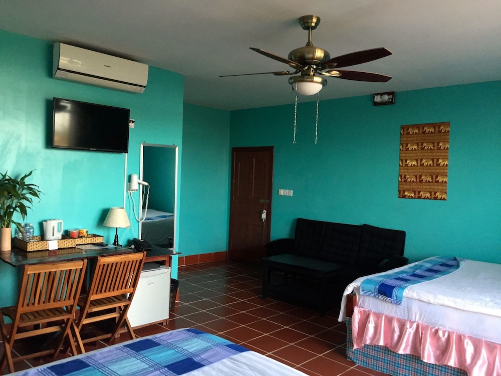 River Dolphin Hotel 20/52