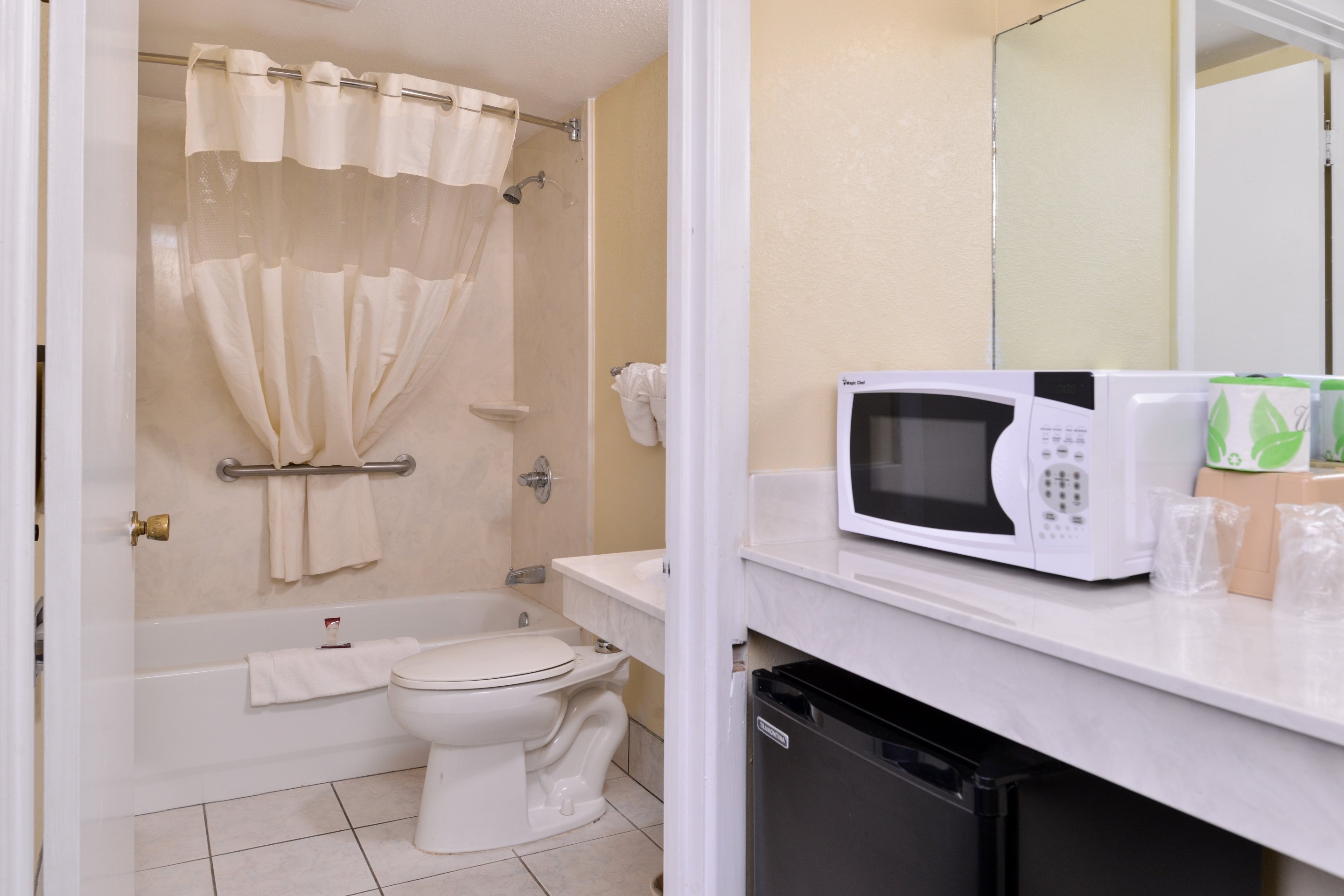 Scottish Inns & Suites 46/46