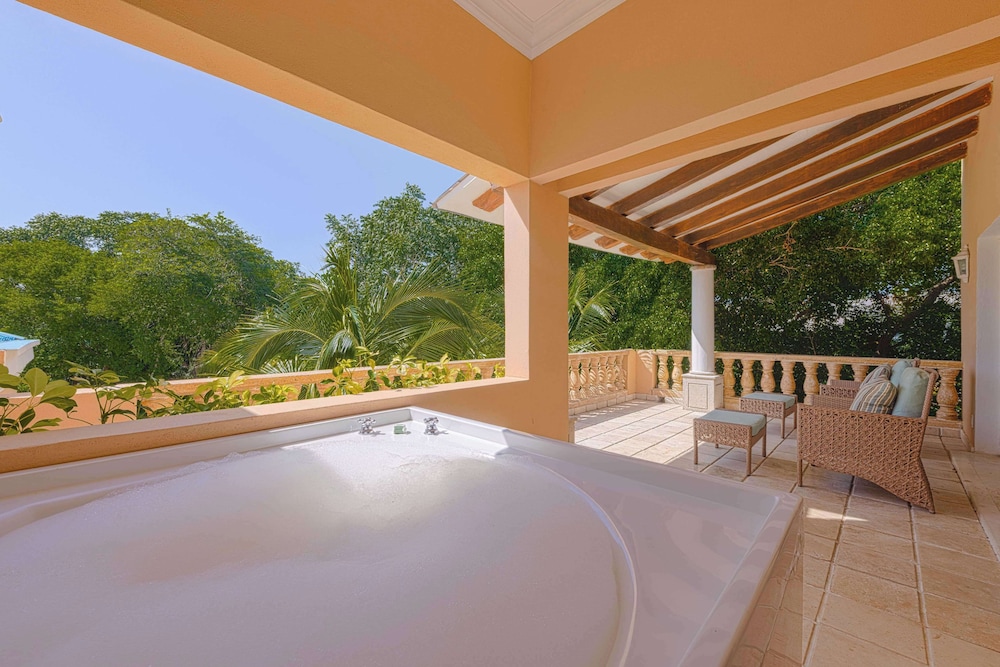 Royal Hideaway Playacar All Inclusive - Adults Only 23/50