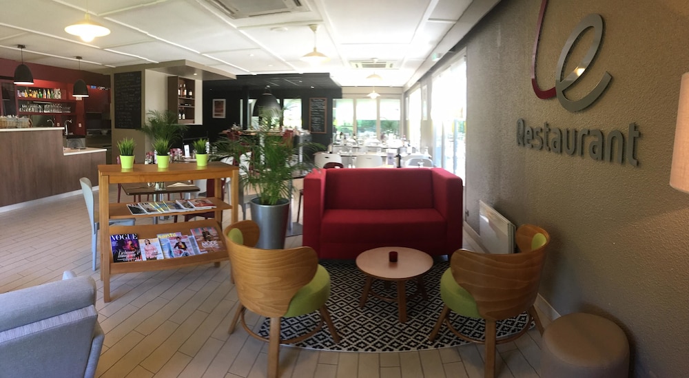 CAMPANILE VICHY - BELLERIVE SUR ALLIER 34/50
