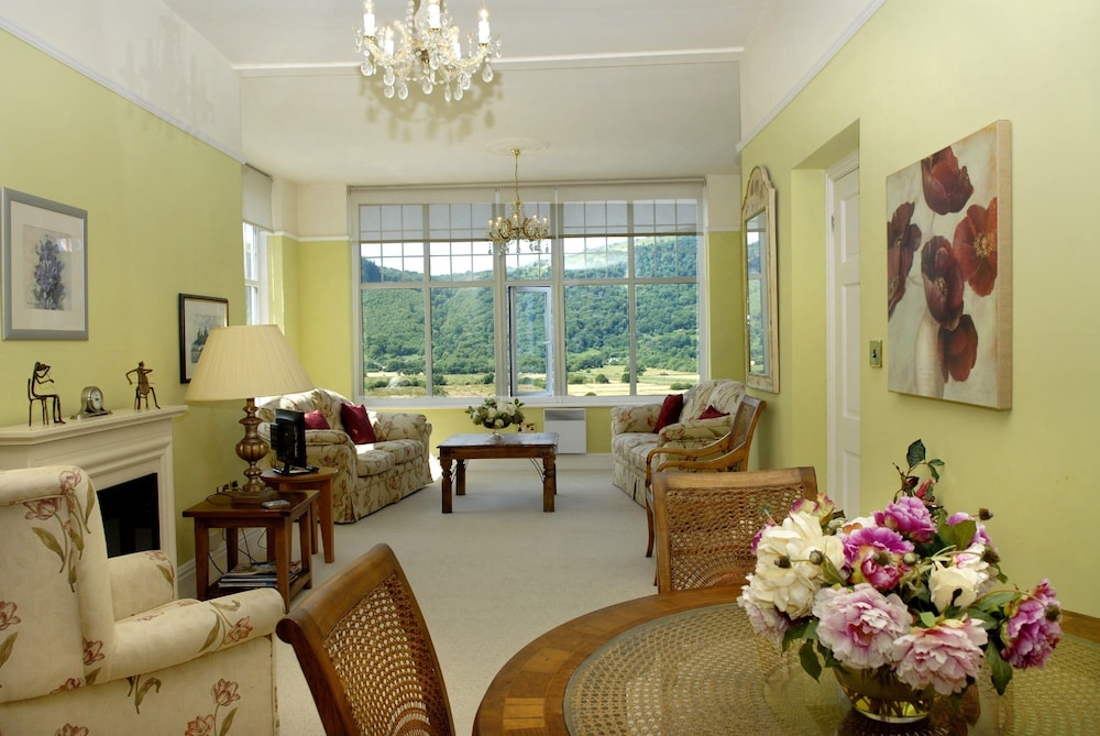 Plas Maenan Country House 37/50