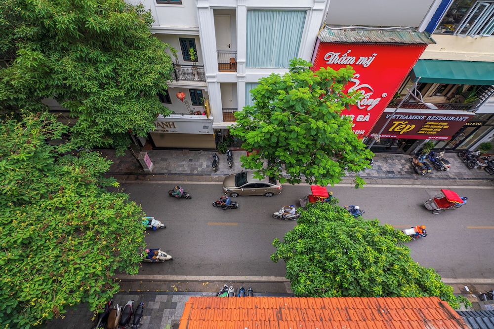 Hanoi Triumphal 40/48