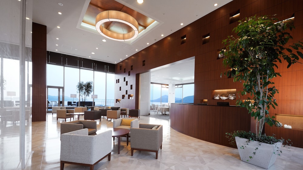 Toba Hotel International (ex. Toba Kokusai Hotel) 28/50