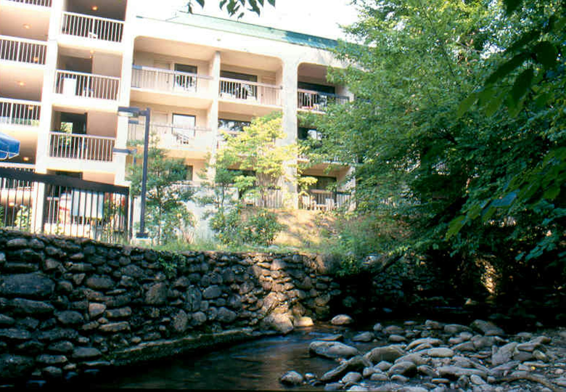 Hampton Inn Gatlinburg 65/68