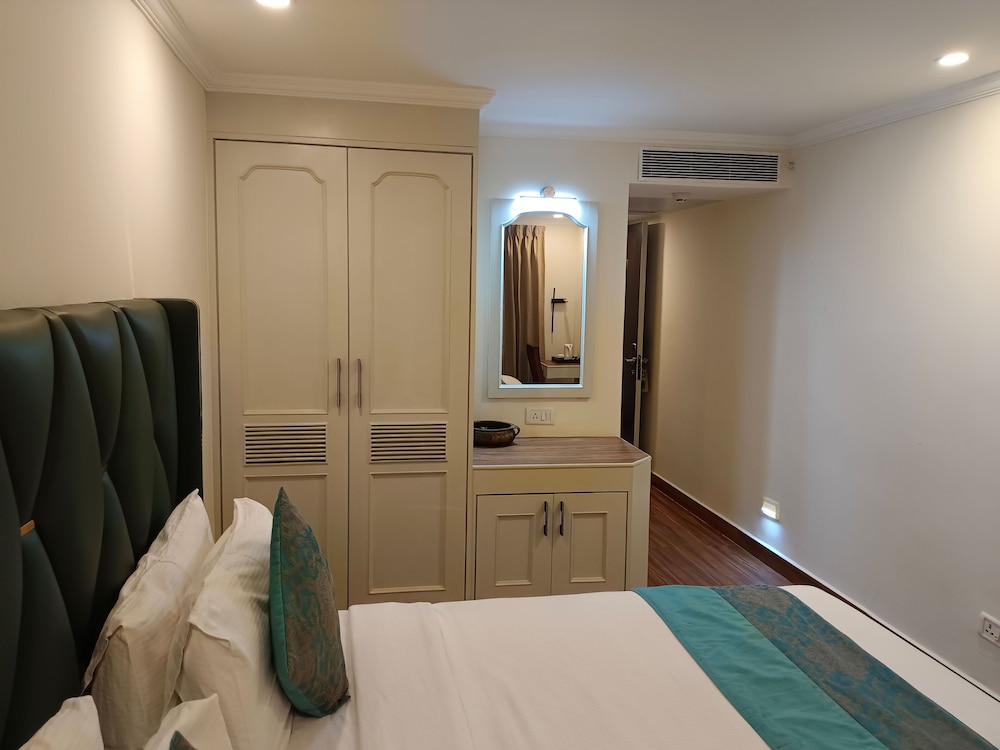 Grand Residence 16/50