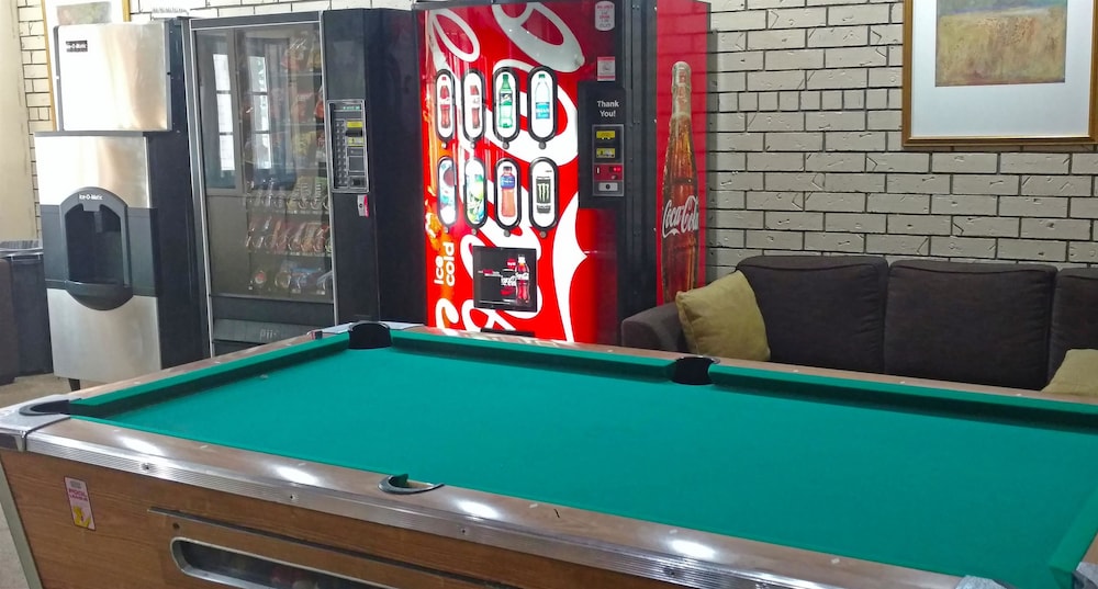 Americas Best Value Inn Webster City 7/53