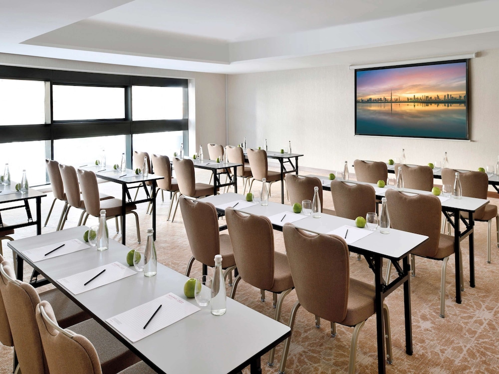 Movenpick Hotel Apartments Downtown Dubai 55/64