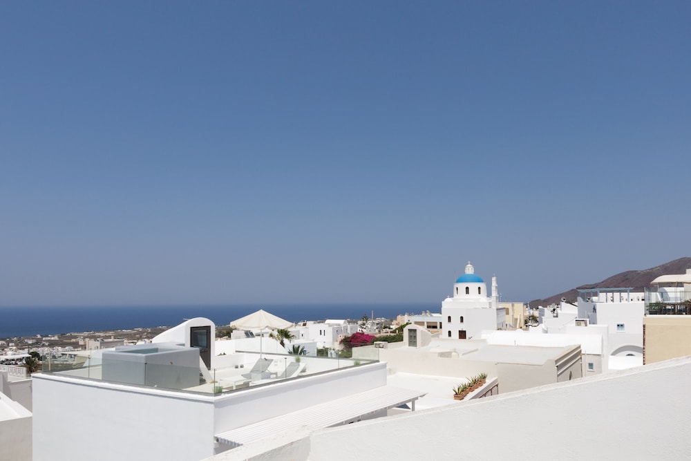 The Museum Project Oia 63/69