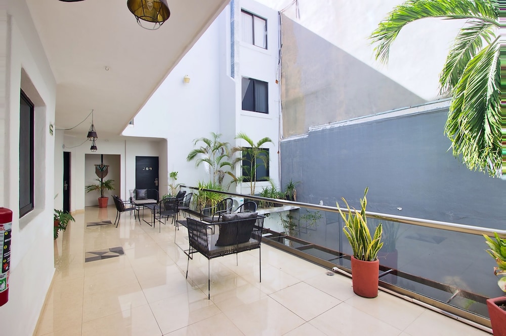 Aruma Hotel Playa Del Carmen 7/61