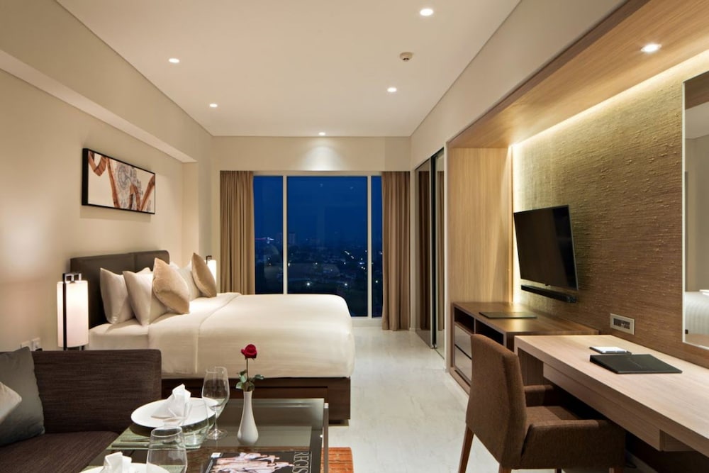 Oakwood Hotel And Residence Surabaya 14/36