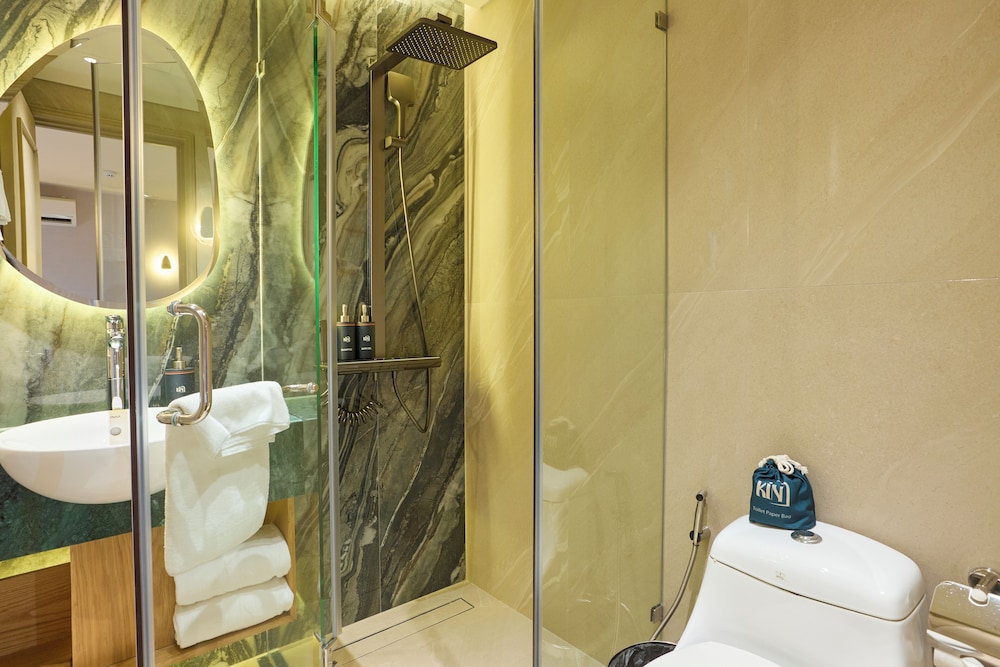 Kin Hotel Ly Tu Trong 49/49